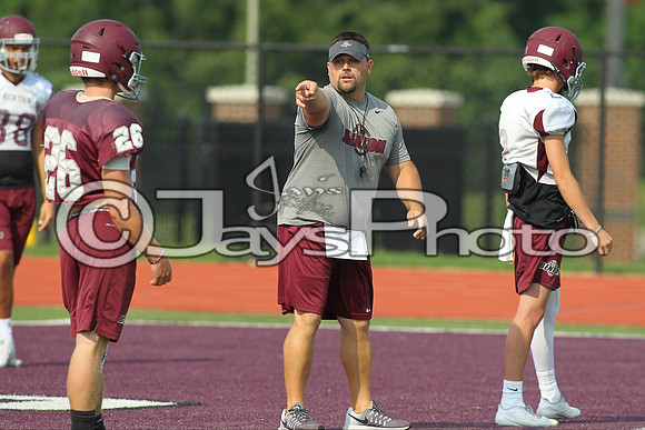 Benton Football Practice 8-4-17_JWM00217