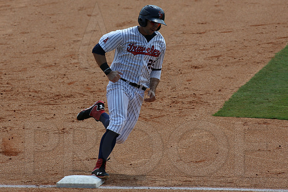 Northwest Arkansas Naturals @ Arkansas Travelers 9-2-13 (© Justin Manning) JWM0091