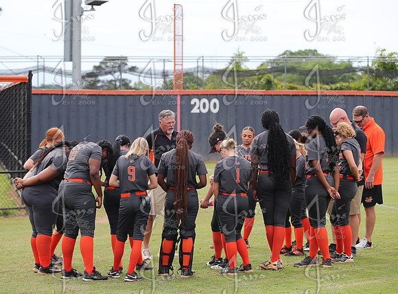 Estem @ Malvern (SENIOR NIGHT) 5-5-25_JWM_0039