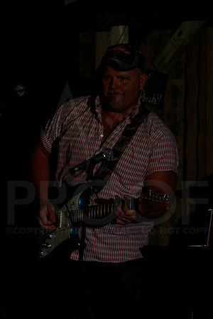 Midnight Hurricanes live at Boogies Bar and Grill 6-14-2014 (© Justin Manning) JWM_0084