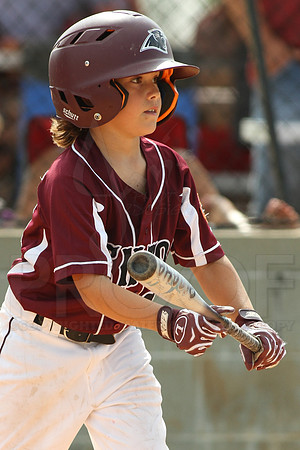 Benton-Midkiff vs. Bryant-Griffin 8 year old (Cal Ripken) 7-20-2014 (©Justin Manning) JWM_141