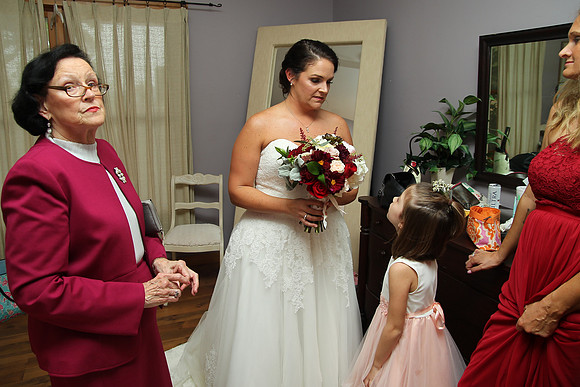 Kerri & Danny Arballo 11-4-17_JWM0173