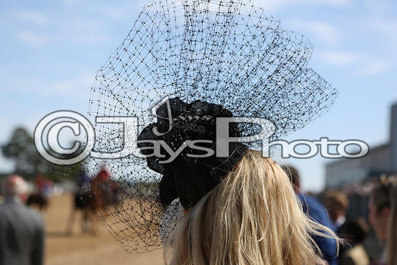 Arkansas Derby Day 4-11-2015 (©Justin Manning) JWM_2012