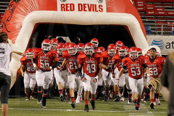 Cabot vs. Jacksonville 8-2812 (Justin Manning)015