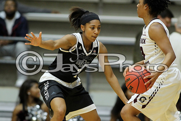 Arkansas State @ Little Rock Women's Basketball 1-14-17_JWM_00205-2