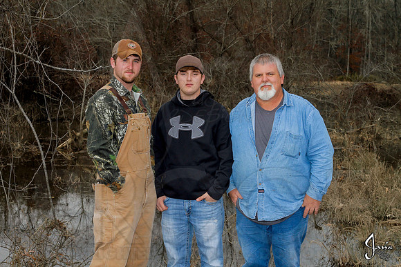 Austin Hicks senior pictures 12-29-13 (�Justin Manning) (�Justin Manning) (�Justin Manning) JWM_0057
