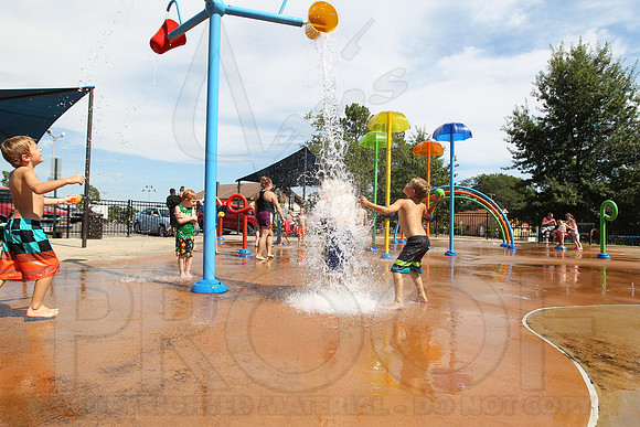 Jaxtin's 7th birthday 8-2-2015 (©Justin Manning) JWM_0342