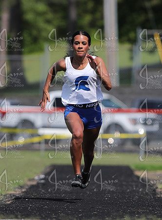 2A Region 8 District Track Meet 4-28-25_JWM_0530