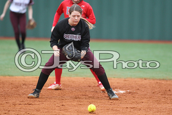 Cabot @ Benton Softball 3-10-2015 (©Justin Manning) JWM_0398