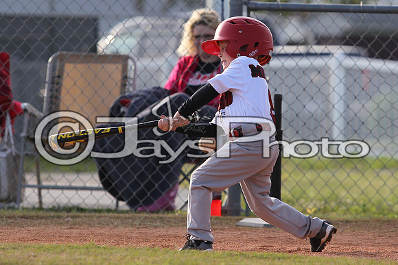 Bomb Squad vs Tigers 6-7 year old (Pitching Machine) 4-27-2015 (©Justin Manning) JWM_0166