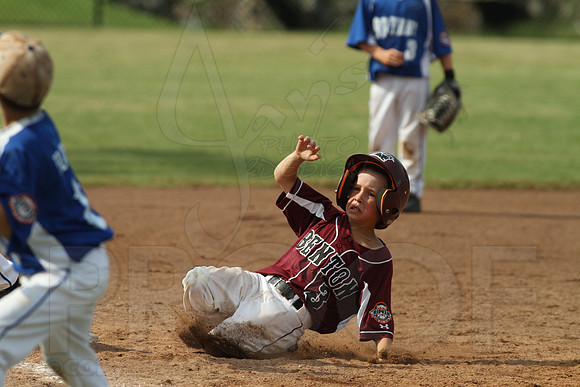 Benton-Midkiff vs. Bryant-Griffin 8 year old (Cal Ripken) 7-20-2014 (©Justin Manning) JWM_254