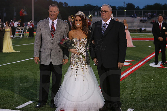Bismarck @ Glen Roe (Homecoming) (Day Ceremony) 10-10-2014 (©Justin Manning) JWM_0196