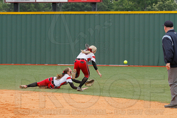 Benton vs. Russellville State Simi-Finals 5-17-2014 (© Justin Manning) JWM_0169