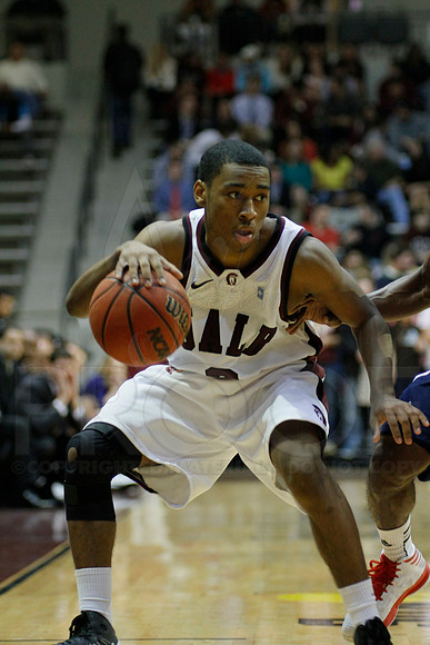 FAU @ UALR 1-24-13 (Justin Manning)0358
