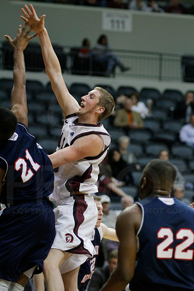 FAU @ UALR 1-24-13 (Justin Manning)0297