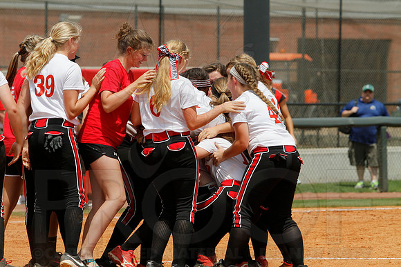 4A State Finals Softball Mena vs. Brookland 5-24-2014 (© Justin Manning) JWM_0471