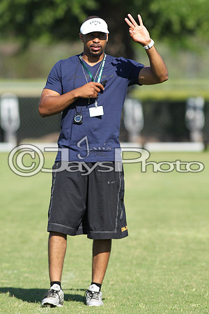 Tyrell Johnson Football Camp 6-10-17_JWM00051