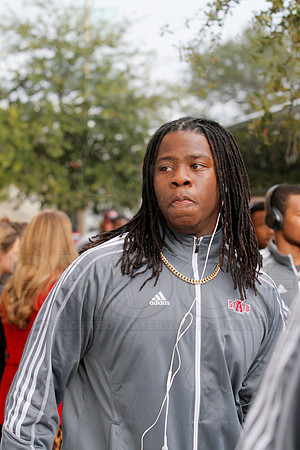 Player welcoming to hotel 1-1-14 (©Justin Manning) (©Justin Manning) JWM_0034