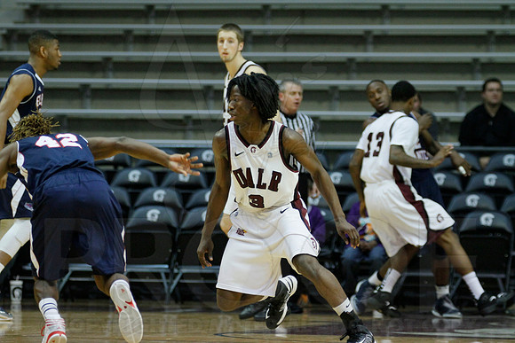 FAU @ UALR 1-24-13 (Justin Manning)0015