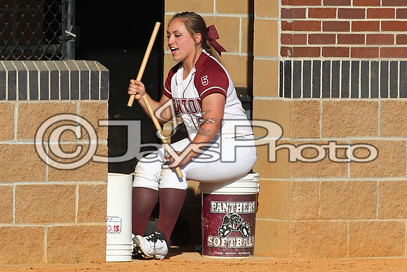 Harmony Grove @ Benton softball 4-16-2015 (©Justin Manning) JWM_0405
