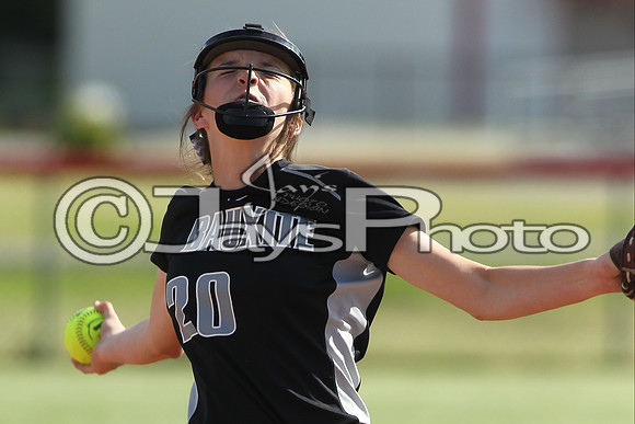 Bauxite @ Harmony Grove softball 4-21-2015 (©Justin Manning) JWM_0150