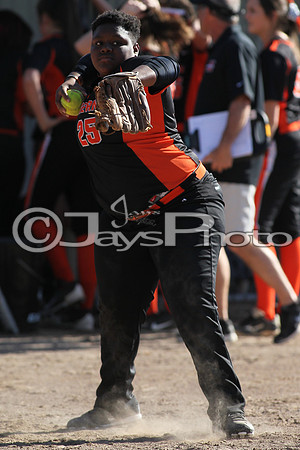 Nashville @ Malvern Softball 4-20-2015 (©Justin Manning) JWM_0118