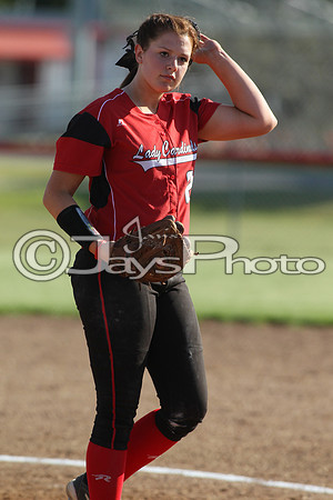 Bauxite @ Harmony Grove softball 4-21-2015 (©Justin Manning) JWM_0338