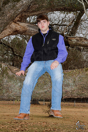 Austin Hicks senior pictures 12-29-13 (�Justin Manning) (�Justin Manning) (�Justin Manning) JWM_0066