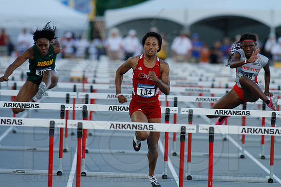 NCAA West Track and Field Preliminaries 5-31-2014 (© Justin Manning) JWM_0474