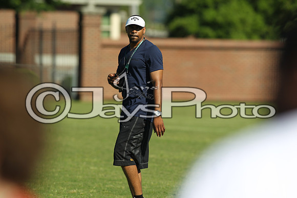 Tyrell Johnson Football Camp 6-10-17_JWM00075