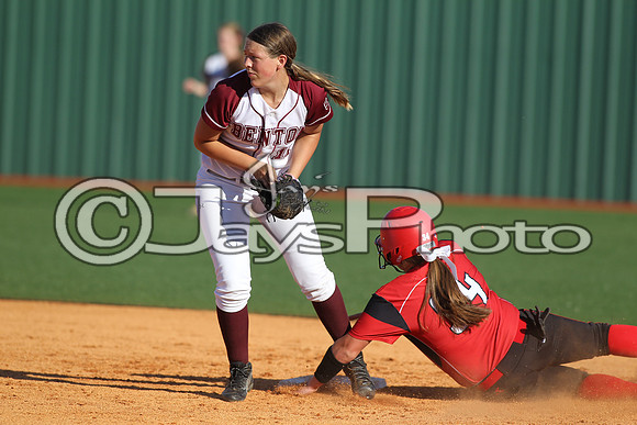 Harmony Grove @ Benton softball 4-16-2015 (©Justin Manning) JWM_0348