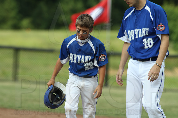 Benton-Midkiff vs. Bryant-Griffin 8 year old (Cal Ripken) 7-20-2014 (©Justin Manning) JWM_227