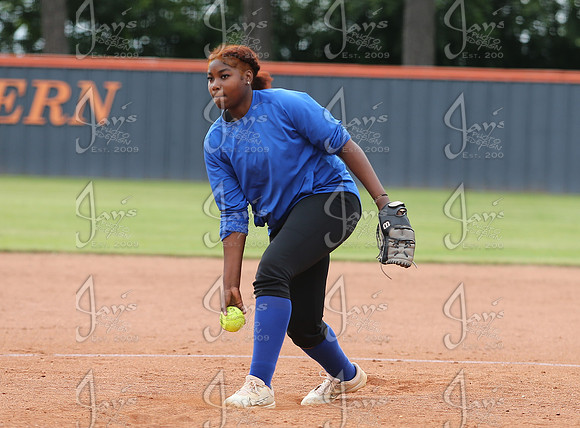 Estem @ Malvern (SENIOR NIGHT) 5-5-25_JWM_0734