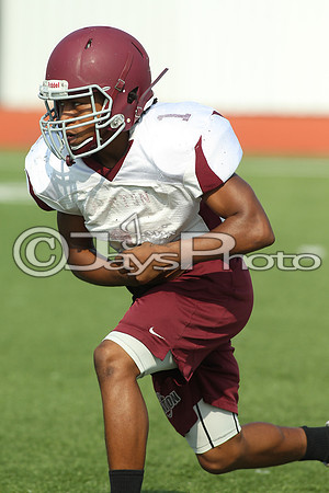 Benton Football Practice 8-4-17_JWM00144