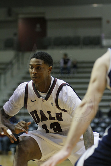 FAU @ UALR 1-24-13 (Justin Manning)0012