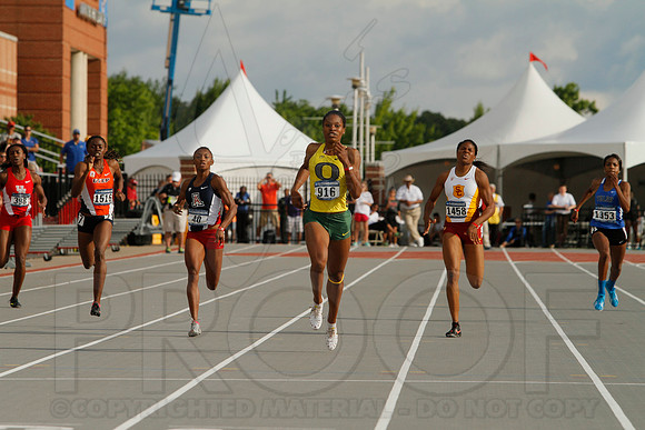 NCAA West Track and Field Preliminaries 5-30-2014 (© Justin Manning) JWM_0047
