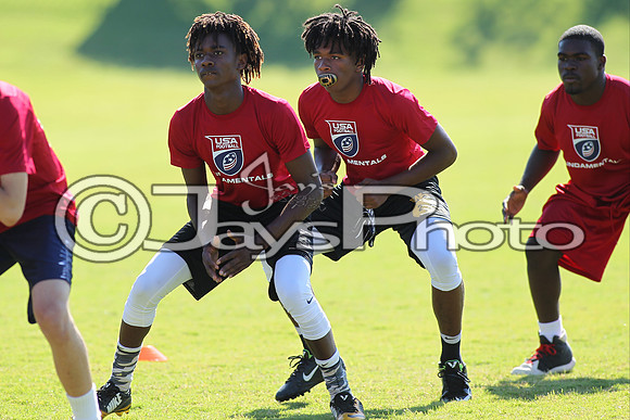 Tyrell Johnson Football Camp 6-10-17_JWM00194