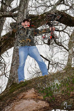 Austin Hicks senior pictures 12-29-13 (�Justin Manning) (�Justin Manning) (�Justin Manning) JWM_0081