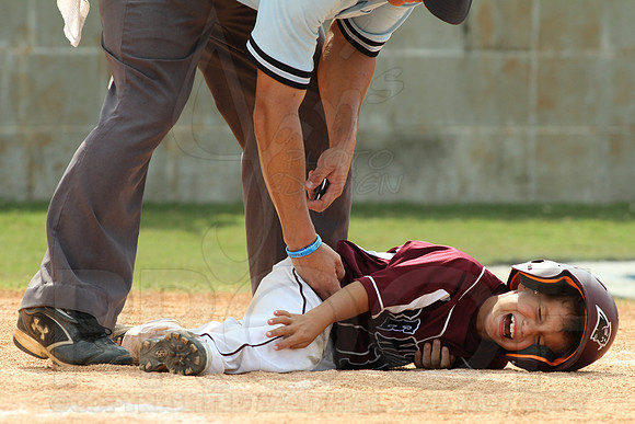 Benton-Midkiff vs. Bryant-Griffin 8 year old (Cal Ripken) 7-20-2014 (©Justin Manning) JWM_207