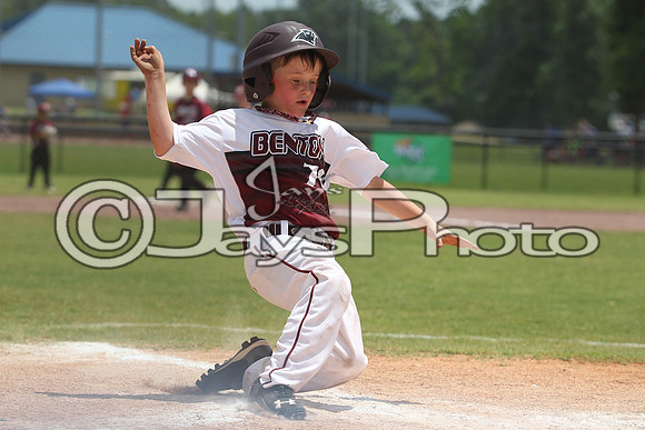 Benton (Cobb) vs. Benton (Jackson) Cal Ripken t-ball All-Stars 7-11-2015 (©Justin Manning) JWM_0160