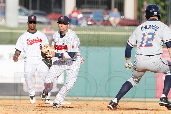 NW Arkansas Naturals @ Arkansas Travelers 4-21-12(Justin Manning)194