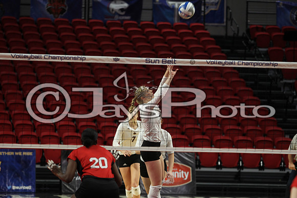 Louisiana vs. Texas State 11-18-17_JWM0029