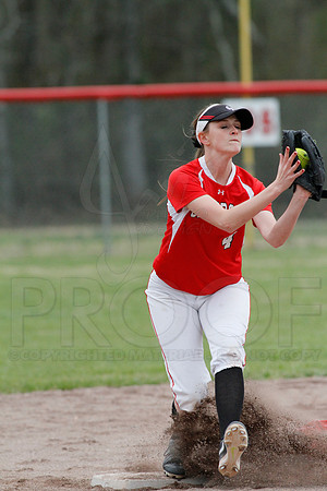 Harmony Grove @ Glen Rose softball 3-31-2014 (© Justin Manning) JWM_0029