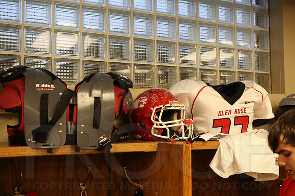 Glen Rose vs. Charleston 12-21-13 (©Justin Manning) (©Justin Manning) JWM0056 0056