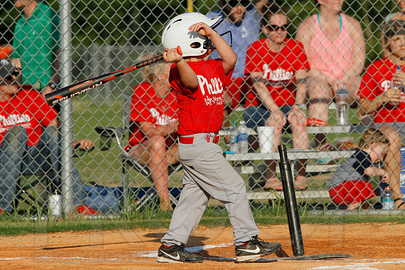 Phillies vs. Razorbacks 5-6 year old baseball 6-3-2014 (© Justin Manning) JWM_0180