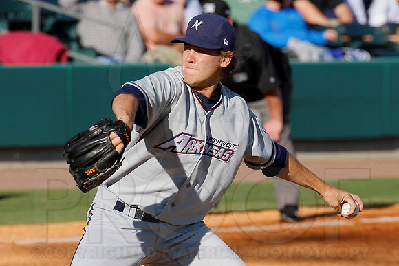 NW Arkansas Naturals @ Arkansas Travelers 4-21-12(Justin Manning)158