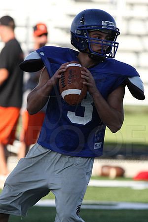 Harmony Grove Football Team Camp (Practice) 7-15-2014 (©Justin Manning) JWM_212