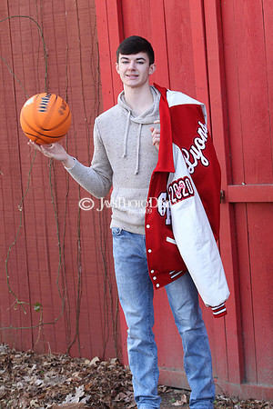 Brayden Lyons senior pictures 12-23-19_0043