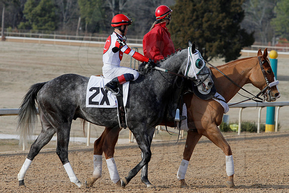 Oaklawn Park (Scenery) 1-26-14 (©Justin Manning) JWM_0083