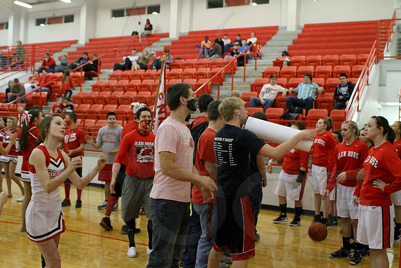Homecoming-152